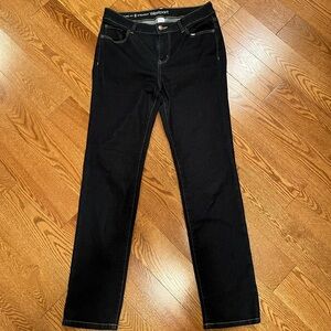 Westport straight leg stretch blue jeans.